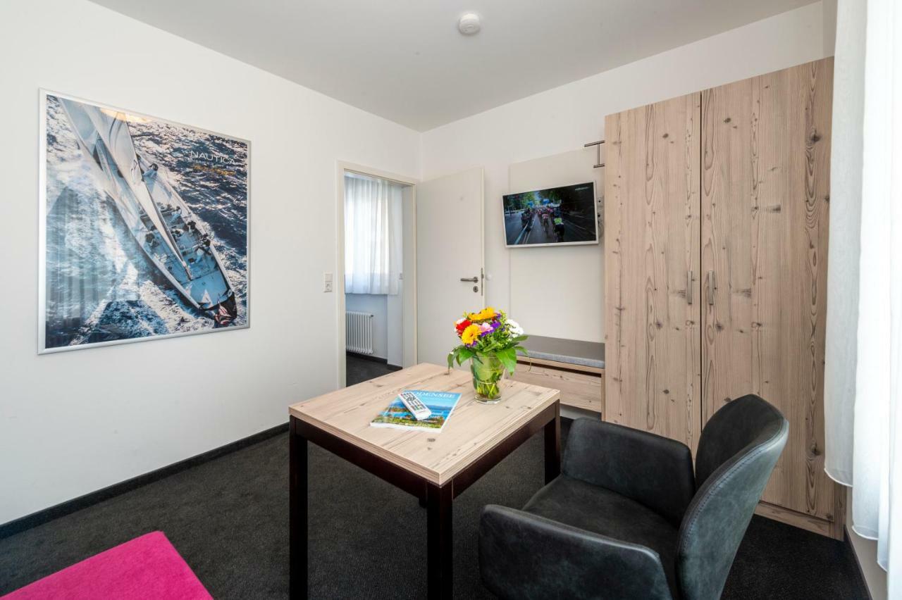 Gaestehaus Holzer Konstanz Bilik gambar
